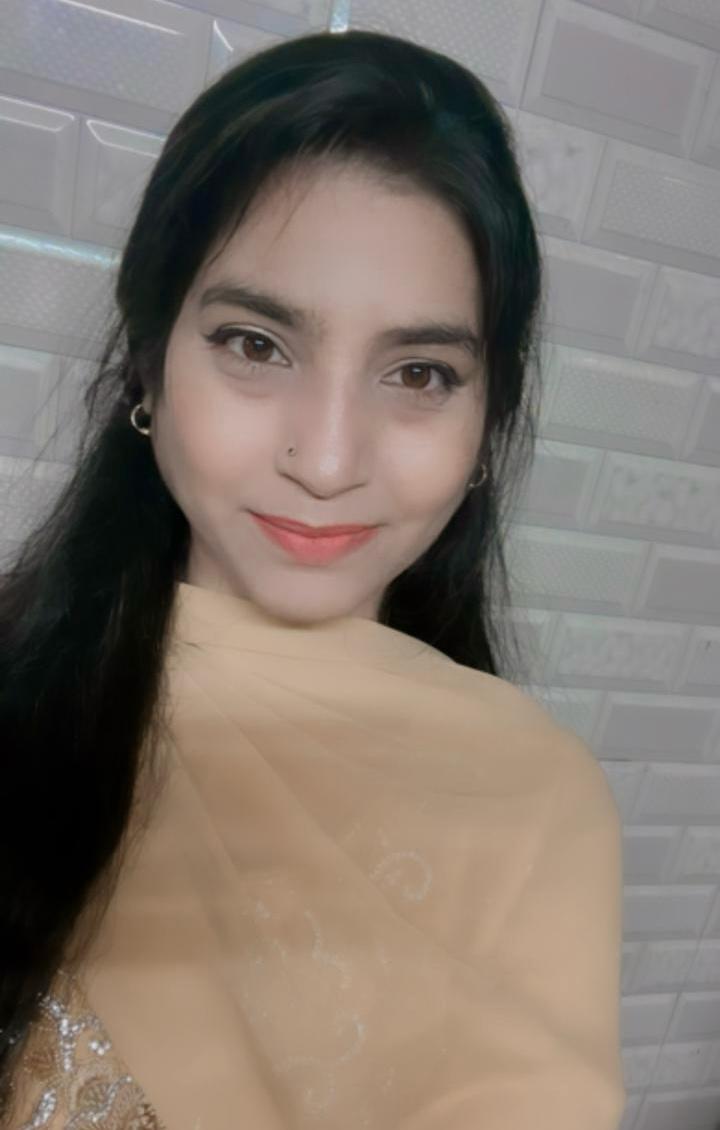 Huda Khan